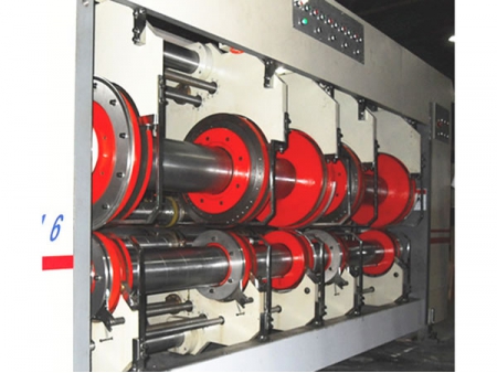 آلة تحزيز (سلوتر شق وعمل فتحات) دوارة أوتوماتيكية للكرتون المضلع