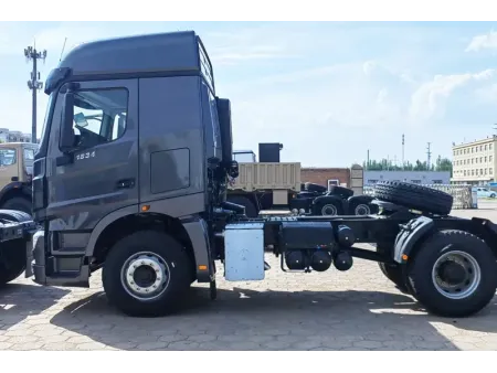 4×2 Tractor Unit