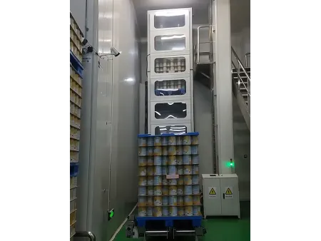 مصعد عمودي ناقل للباليت (لرفع ونقل المنصات المكدسة بين الطوابق بكفاءة عالية) Pallet Elevator (Vertical Reciprocating Conveyor)