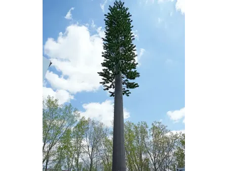 عمود اتصالات تجميلي - تصميم شجر الصنوبر (للمناطق الجبلية والسياحية - دمج بيئي كامل مع ثبات هيكلي عالي)