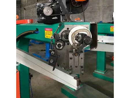 ماكينة دبوس صناديق الكرتون (نوع ذراع)