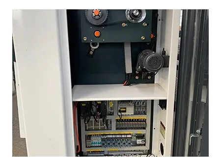 ماكينة دبوس صناديق الكرتون نصف أوتوماتيكية (رأس واحد)