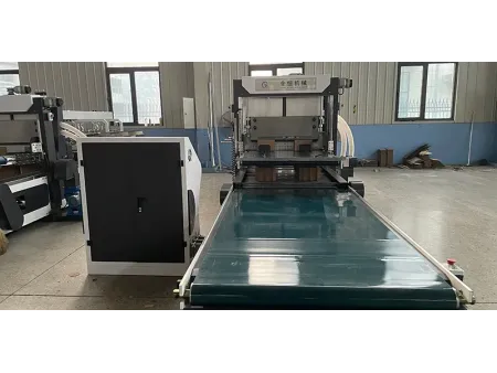 ماكينة تجميع فواصل الكرتون الأوتوماتيكية