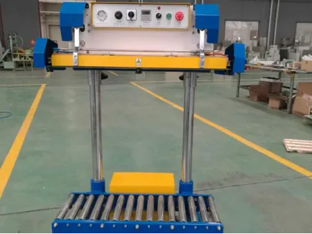 شريك نجاحكم في حلول التعبئة والتحميل الذكية، خبرتنا في خدمتكم لضمان استمرارية وتطور إنتاجكم تحت شعار 