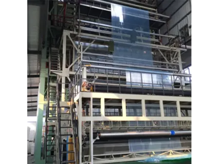 آلة بثق ونفخ فيلم PO عالي الشفافية للصوب الزراعية والتغليف (3 إلى 5 طبقات) High-Transparency Greenhouse Film Blowing Machine (3–5 Layers PO Film)