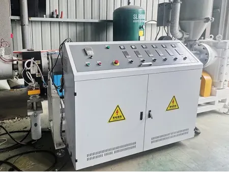 ماكينة تصنيع خراطيم مسطحة من البولي إيثيلين (PE) PE Layflat Hose Making Machine