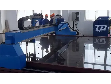 ماكينة القطع بالبلازما CNC CNC Plasma Cutting Machine