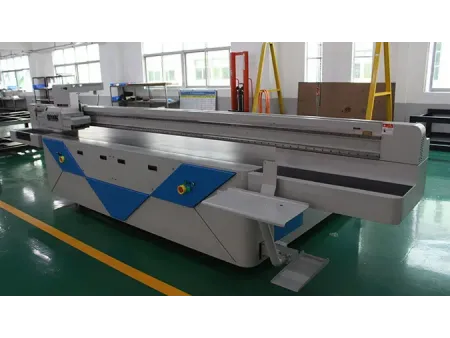 طابعة مسطحة UV رقمية Rigid Media Digital UV Flatbed Printing Machine