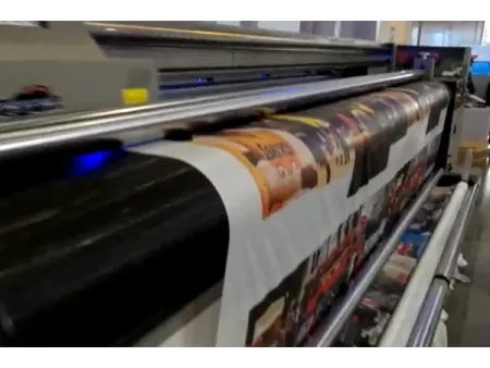 طابعة هجين بأشعة فوق بنفسجية LED كبيرة جداً Ultra Wide Hybrid UV LED Printer