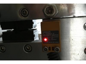 ماكينة تعبئة في علب كرتونية KXZ-250B
