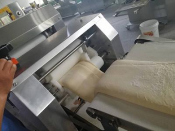 خط إنتاج الخبز الصيني غير المحشي (المنتو)