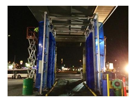 مغسلة باصات وشاحنات بأربع فرش  Drive-Through Bus Wash System