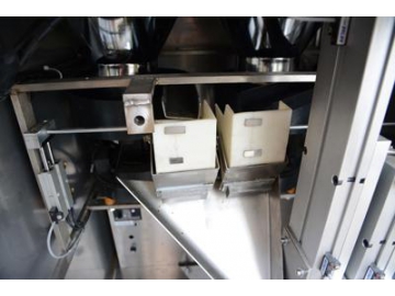 ماكينة تعبئة وتغليف الشاي في كيسين (كيس داخلي فلتر وكيس خارجي)، MK-T80                   Tea Bag Packaging Machine (VFFS Machine)