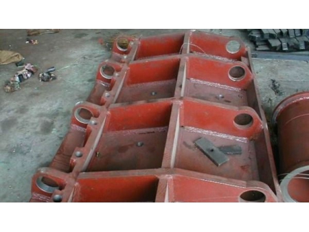 ماكينة تكسير ذات المطرقة Hammer Crusher