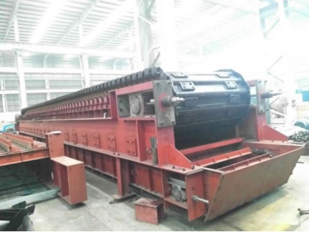 مغذيات ذات سلسلة Apron Feeder