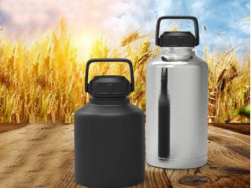 حافظة مشروبات وماء شعير من فولاذ مقاوم للصدأ مع غطاء قابل للحمل  Stainless Steel Beer Growler with Portable Handle