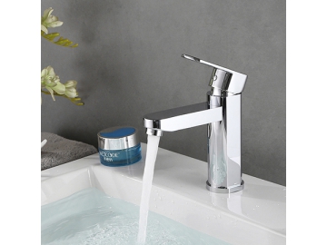 خلاط مغسلة بمظهر الكروم المصقول SW-BFS008(1)                     Single handle basin faucet in chrome polished finish