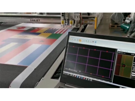 طاولة القطع الرقمية Digital Cutting Table