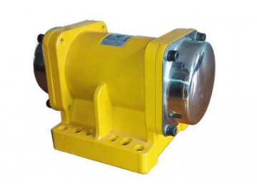 هزاز خرسانة بمحرك كهربائي احادي الطور  External Concrete Vibrator with Single Phase Electric Motor