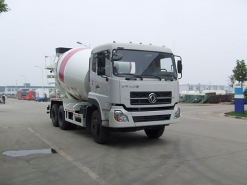 شاحنة خلط الخرسانة <span dir='ltr'>8-12m3</span> (شاسية Dongfeng)