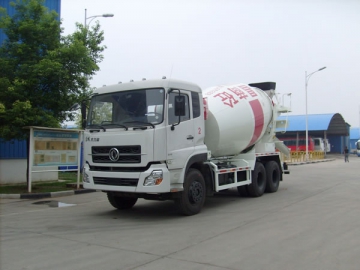 شاحنة خلط الخرسانة <span dir='ltr'>8-12m3</span> (شاسية Dongfeng)