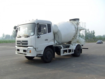 شاحنة خلط الخرسانة <span dir='ltr'>3-4m3</span> (شاسية Dongfeng)