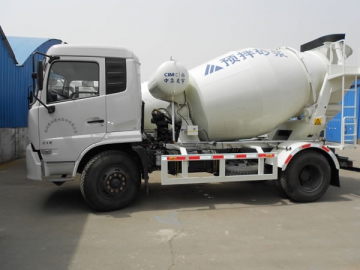 شاحنة خلط الخرسانة <span dir='ltr'>3-4m3</span> (شاسية Dongfeng)